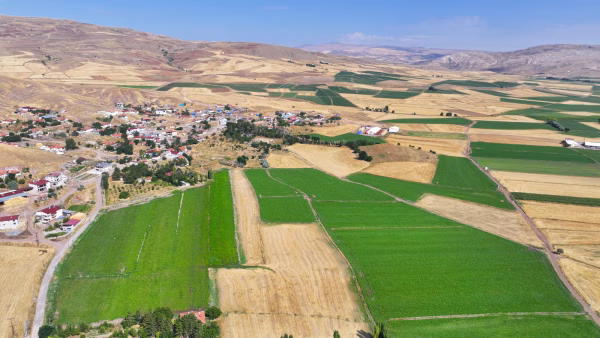 Sivas, Şarkışla, Kayapınar